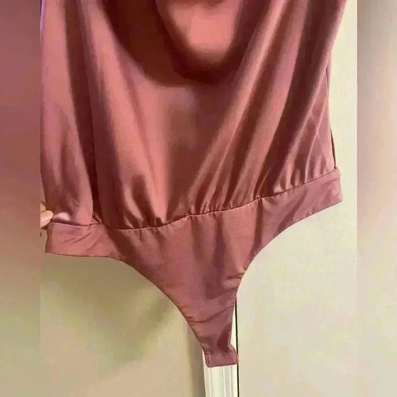 ASTR the label body suit satin snap bottom dusty pink. Large - Picture 3 of 6